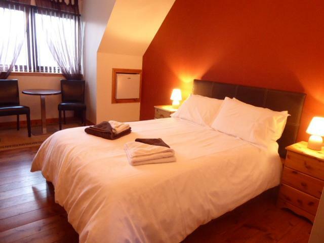 Dacama House Bed & Breakfast อัลลาพูล ภายนอก รูปภาพ